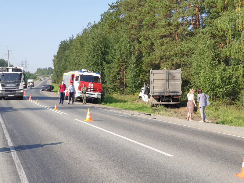 Под екатеринбургом. Авария под Екатеринбургом. Под Екатеринбургом погиб водитель.