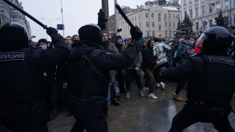 Восстание против российских властей. Восстание против власти. Человек против власти.