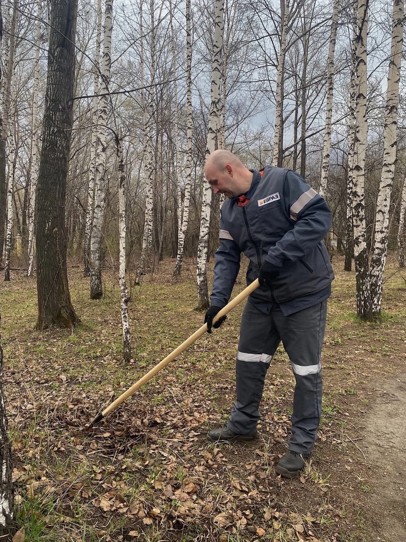 На производстве, как в спорте, должна быть дисциплина и порядок». Начальник  доменного цеха ЕВРАЗ НТМК Константин Миронов — о верности профессии, о том, каким  должен быть идеальный отпуск и почему работа депутата