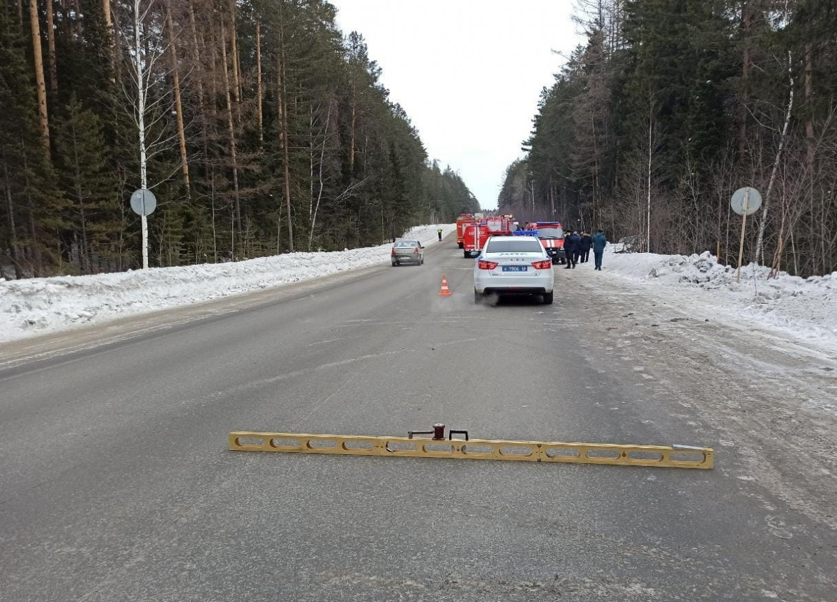 После гибели четырёх человек в ДТП с автобусом детской хоккейной команды на  трассе под Новоуральском полиция возбудила уголовные дело | 31.01.2024 | Нижний  Тагил - БезФормата