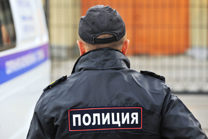 ФСБ проверяет полицейского из Самары на причастность к сливу данных об отравителях Навального Bellingcat