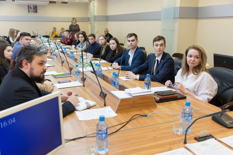 Нижний Тагил в Молодёжном парламенте Свердловской области будут представлять три девушки-депутата