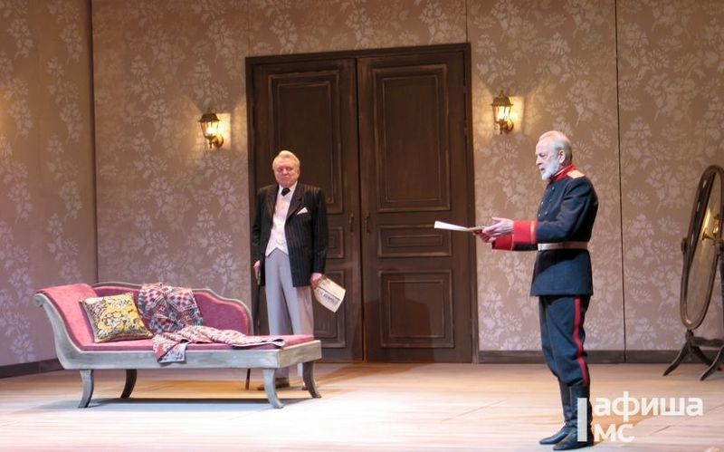 В Драматическом театре Нижнего Тагила журналистам показали новый спектакль по пьесе Островского «На всякого мудреца довольно простоты»