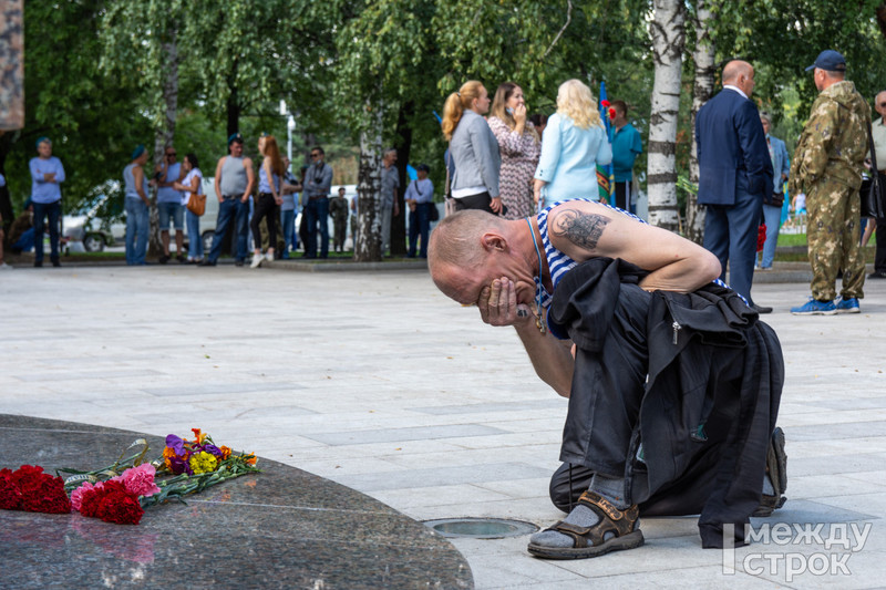 В Нижнем Тагиле десантники отметили День ВДВ (ФОТОРЕПОРТАЖ) | 02.08.2021 |  Нижний Тагил - БезФормата