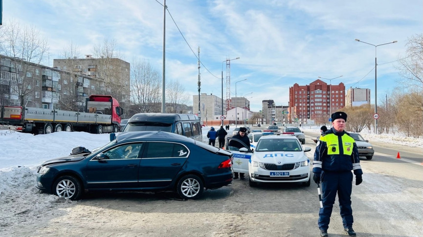 В Нижнем Тагиле на улице Серова произошло смертельное ДТП (ВИДЕО)