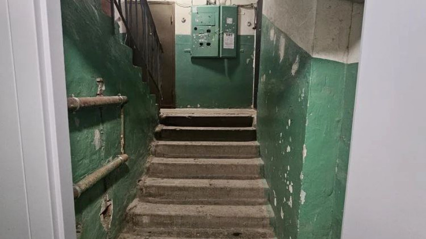 Следственный комитет возбудил уголовное дело из-за отсутствия пандуса в подъезде дома в Нижнем Тагиле