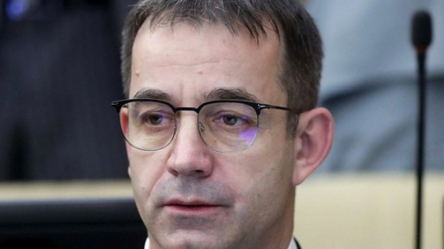 «Кумовство, отсутствие контроля, произвол прокатных организаций». Актёр и депутат Госдумы Дмитрий Певцов рассказал АН «Между строк» о трёх главных проблемах современного российского кино 