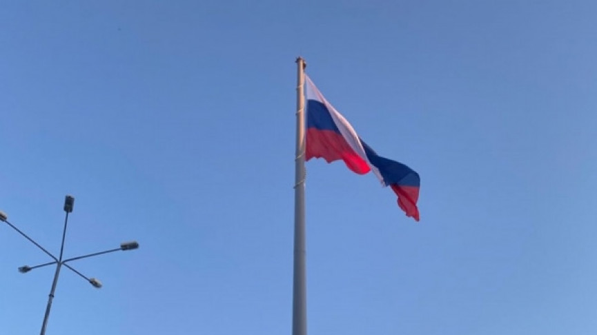 В прокуратуре поддержали решение УФАС о нарушении антимонопольного законодательства при установке флагштока в Нижнем Тагиле