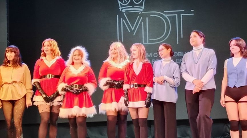 Суд оштрафовал организатора скандального новогоднего шоу «Кино ёлка», которое прошло в Нижнем Тагиле на сцене дворца детского творчества