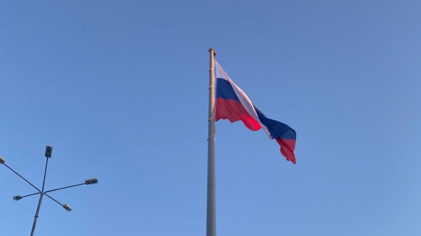 Тагильской мэрии не удалось «заработать на патриотизме» при установке скандально известного флагштока за 30 млн рублей