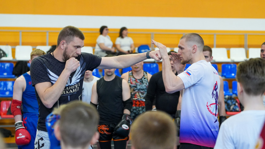 Чемпионы мира и Европы по спортивным единоборствам провели открытую тренировку в Нижнем Тагиле
