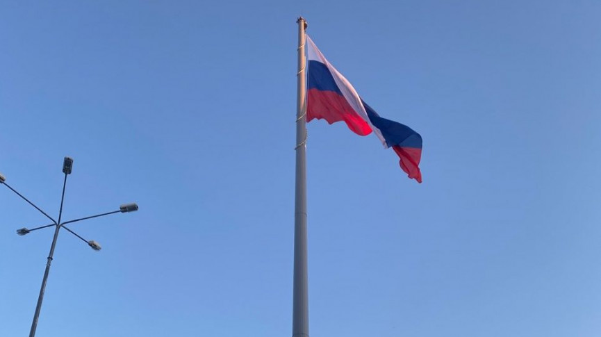 Арбитражный суд признал антиконкурентным соглашение по установке скандально известного флагштока в Нижнем Тагиле за 30 млн рублей. Участники сговора «заработали» на этом проекте почти 25 млн рублей