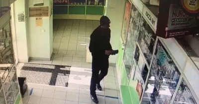 В Нижнем Тагиле разыскивают мужчину, который забрал себе оставленный в аптеке кошелёк (ВИДЕО)