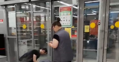 В Нижнем Тагиле продавцы «Магнита» скрутили воришку (ВИДЕО)