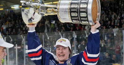 В Нижний Тагил впервые приедет главная награда Молодёжной хоккейной лиги — Кубок Харламова