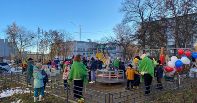 В Нижнем Тагиле состоялось торжественное открытие двора на улице Красноармейской после благоустройства