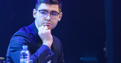 Редактора информагентства URA.RU Дениса Аллаярова задержали за дачу взятки начальнику отдела уголовного розыска одного из отделов полиции Екатеринбурга