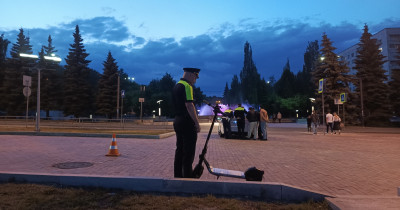 В Нижнем Тагиле на городской набережной мужчина на электросамокате сбил ребёнка