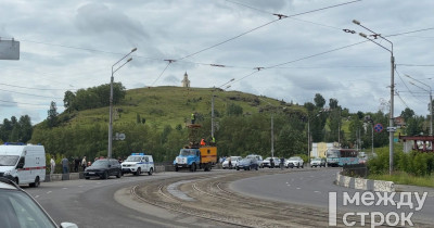 В Нижнем Тагиле после скандального ДТП предложили ужесточить правила проезда по плотине на улице Челюскинцев