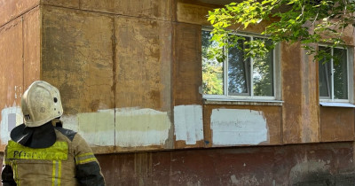 В Нижнем Тагиле пьяный мужчина едва не устроил серьёзный пожар в многоквартирном доме (ВИДЕО)