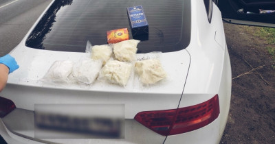 Под Нижним Тагилом полиция остановила автомобиль с 3 кг наркотиков