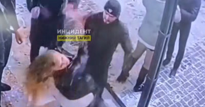 В Нижнем Тагиле возле ночного клуба избили девушку и украли у неё сумку (ВИДЕО)