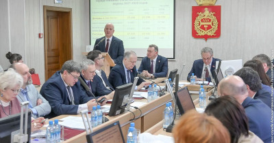 В Нижнем Тагиле приняли бюджет города на 2026 год. Он свёрстан с дефицитом в 1,7 млрд рублей