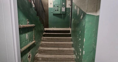 Суд взыскал с мэрии Нижнего Тагила 60 тысяч рублей компенсации в пользу ребёнка-инвалида за не установку пандуса в подъезде дома