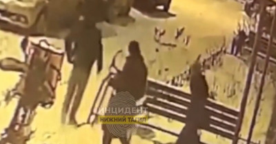 Трое подростков украли снегокат из подъезда дома на Тагилстрое (ВИДЕО)
