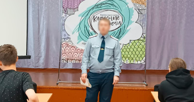 Сотрудника Красноуральского филиала уголовно-исполнительной инспекции, читавшего лекции детям о вреде наркотиков и алкоголя, лишили прав и уволили с должности за пьяную езду