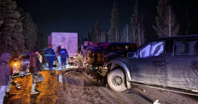 «Газель», две иномарки и пожарная «буханка» столкнулись на въезде в Нижний Тагил