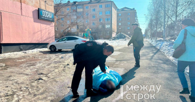 В Нижнем Тагиле мужчина умер посреди улицы в центре города