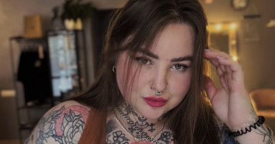 «Мне важно делать что-то своё, не оглядываясь на чужое мнение». Тагильчанка ушла с завода, стала тату-мастером и завела свой блог