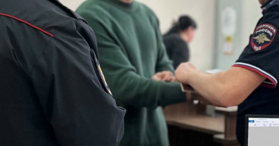 В Нижнем Тагиле вынесли приговор сотруднику исправительной колонии за доставку заключённым флешек и парфюма