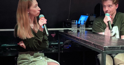 Никакого монтажа, только живой разговор. Журналист Екатерина Аляутдинова запустила в Нижнем Тагиле новый формат культурного досуга