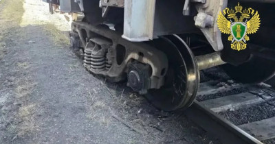 В Нижнем Тагиле сошёл с рельсов полувагон с концентратом 