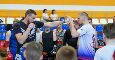 Чемпионы мира и Европы по спортивным единоборствам провели открытую тренировку в Нижнем Тагиле