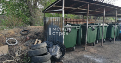 На Вагонке в ГСК «Жигули», где 8 мая произошёл серьёзный пожар из-за старых шин, люди вновь стали бросать покрышки на недавно сгоревшую контейнерную площадку