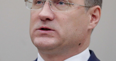 Вице -премьер Александр Новак заявил о необходимости заправлять автомобили крупных торговых сетей в приоритетном порядке, чтобы не допустить роста цен на продукты