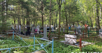 Суд не нашёл оснований для эксгумации: родственники не смогли оспорить захоронение урны на семейном участке в Нижнем Тагиле
