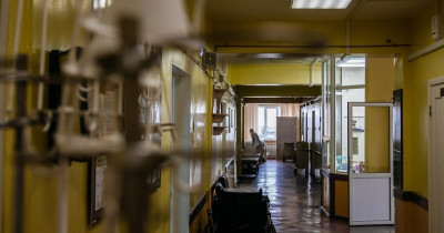«Вместо помощи государственная больница устроила ему смертный приговор». Жительница Нижнего Тагила пожаловалась на врачей, которые не смогли спасти её отца