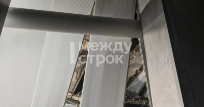 В квартире на Тагилстрое ребёнок чудом уцелел после обрушения потолка в ванной комнате