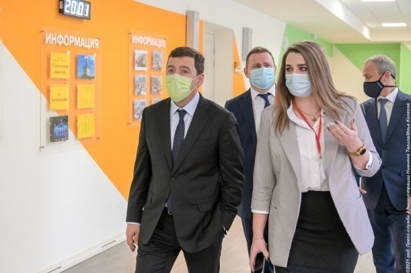 Догнать губернатора. Жители Нижнего Тагила после визита Куйвашева продолжили рассказывать о своих проблемах в его инстаграме 