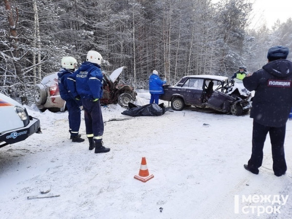 В результате массовой аварии на выезде из Нижнего Тагила погибли два человека