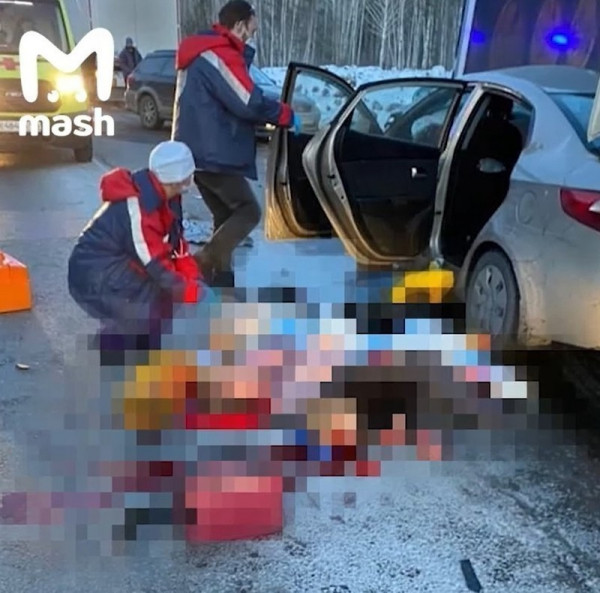 В ДТП на трассе в Свердловской области погибли три взрослых и два ребёнка (ВИДЕО)