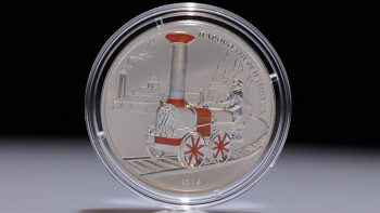 Паровоз тагильских изобретателей Черепановых появился на серебряной монете Банка России