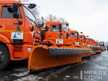 115 единиц техники вышли на трассы Свердловской области на борьбу с гололёдом 