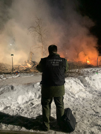 В Екатеринбурге после тушения пожара в нежилом бараке обнаружили человеческие останки
