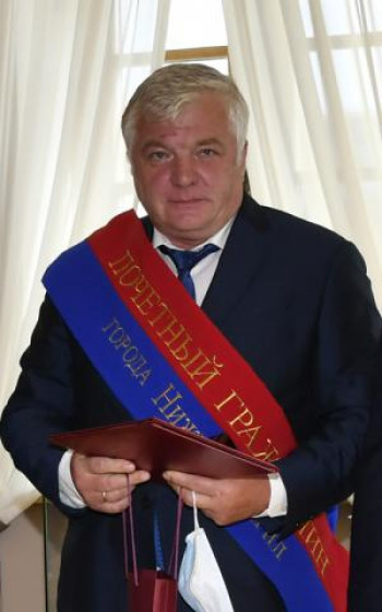 Самым богатым депутатом ЗакСо Свердловской области от Нижнего Тагила за 2021 год стал Владимир Рощупкин