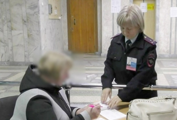 В Нижнем Тагиле «сотрудники банков» украли у двух пожилых женщин почти 3 млн рублей